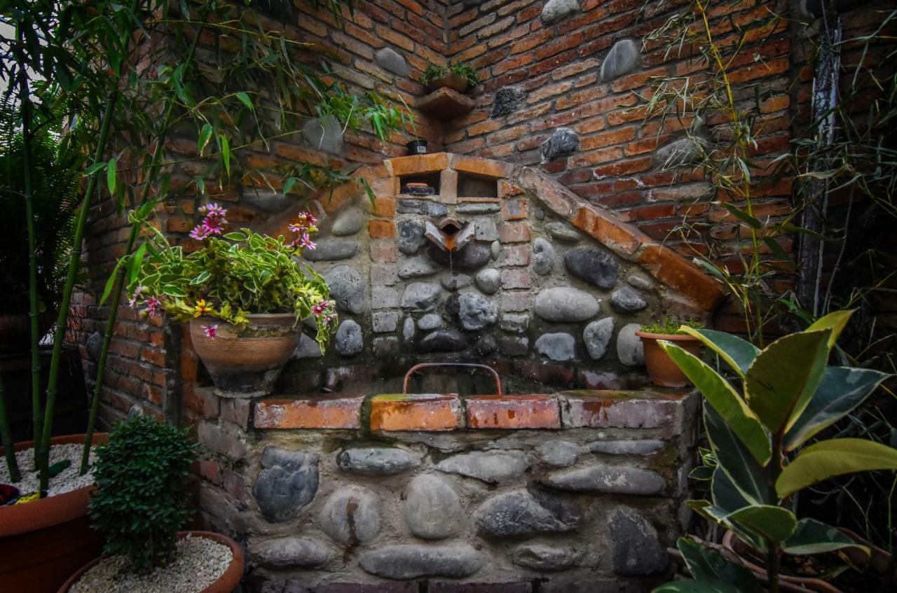 Apartamenti Laliashvilebi'S Wine Cellar Tbilisi Exterior foto