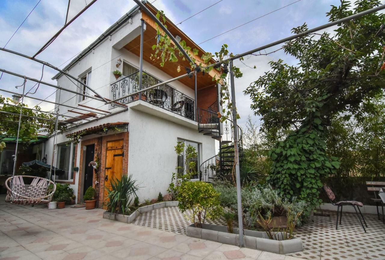 Apartamenti Laliashvilebi'S Wine Cellar Tbilisi Exterior foto